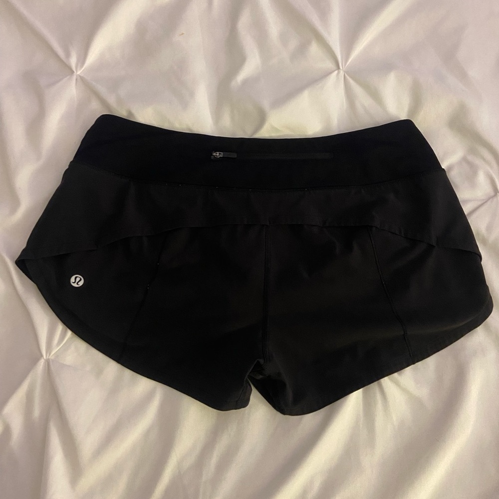 Like-New Perfect Condition Black Lululemon 2.5” Speed Up Shorts Womens